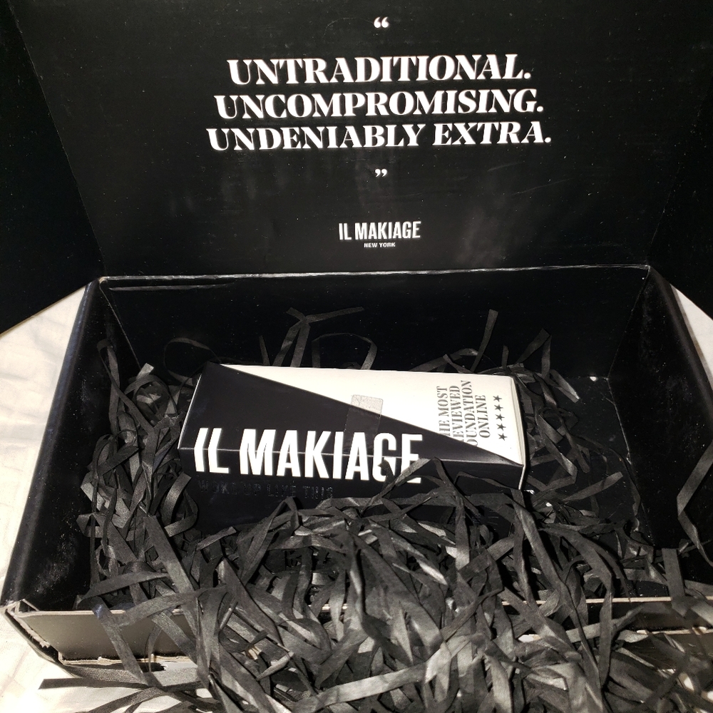 NEW!! IL MAKIAGE Woke Up Like This Foundation Shade 035 1.0 FL OZ